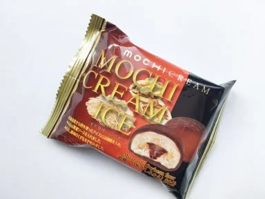 MOCHI CREAM モチクリームアイス(胡桃入り焦がしみたらしきな粉)